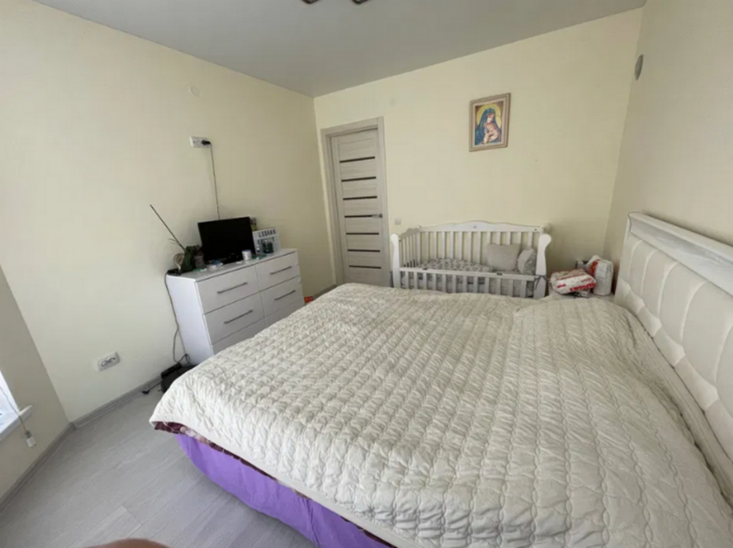 Sale 3 bedroom-(s) apartment 67 sq. m., Bilohirska Street 11