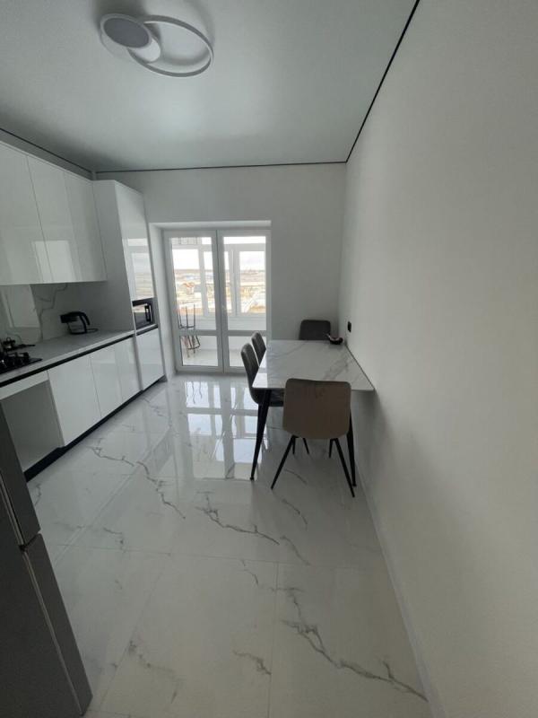 Sale 1 bedroom-(s) apartment 70 sq. m., Zluky Avenue