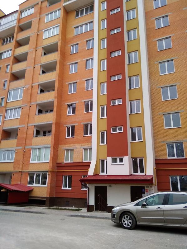 Продаж 2 кімнатної квартири 67 кв. м, Тролейбусна вул. 9