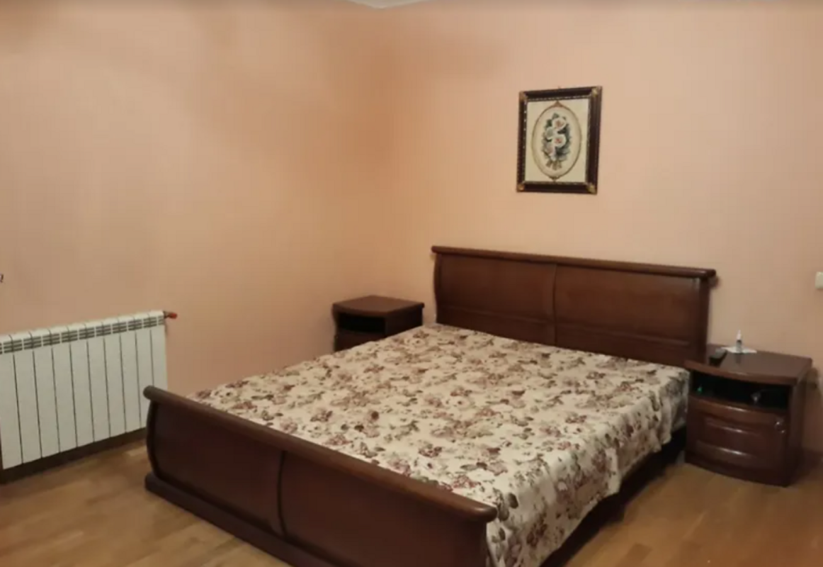 Продаж 4 кімнатної квартири 121 кв. м, Коцюбинського вул. (В.Лучаківського)