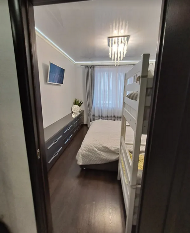 Sale 2 bedroom-(s) apartment 70 sq. m., Mykulynetska Street