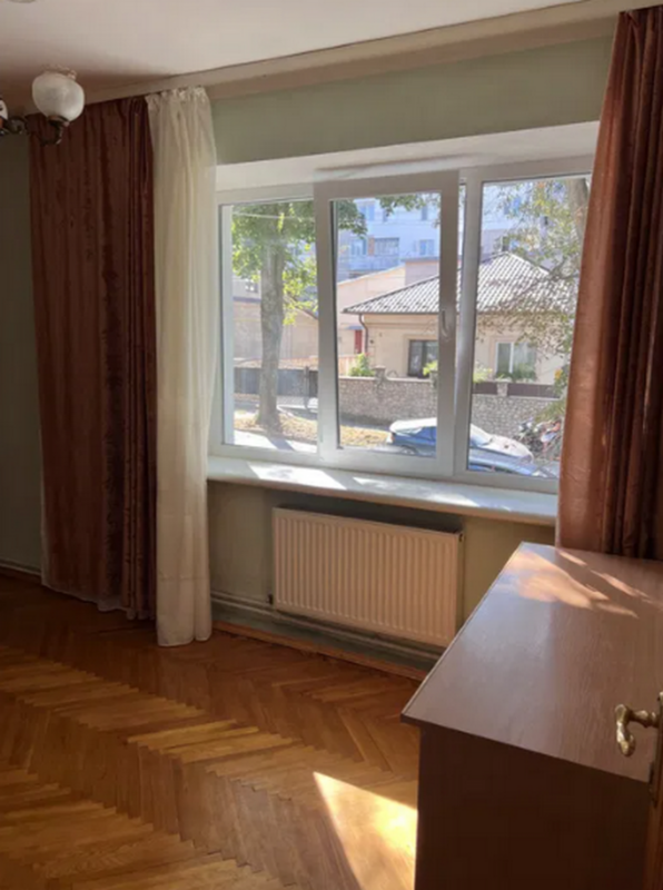 Sale 3 bedroom-(s) apartment 50 sq. m., Malyshka Street 1