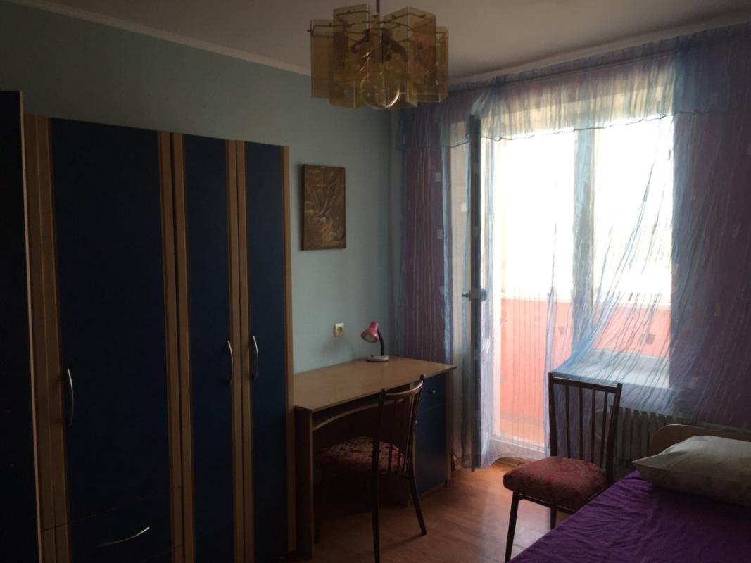 Sale 4 bedroom-(s) apartment 80 sq. m., Halytska Street 13