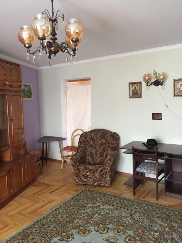 Продаж 4 кімнатної квартири 80 кв. м, Галицька вул. (Вертепна) 13