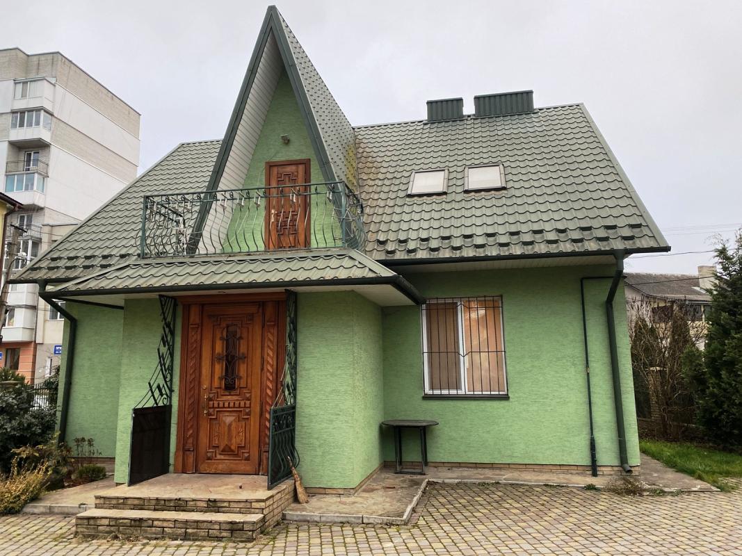 Sale house 131 sq. m., Lysenka Street 3