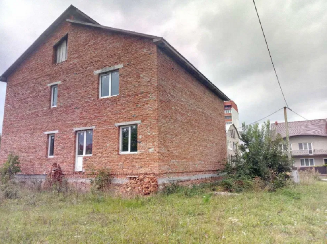 Sale house 400 sq. m., Myru Street 2