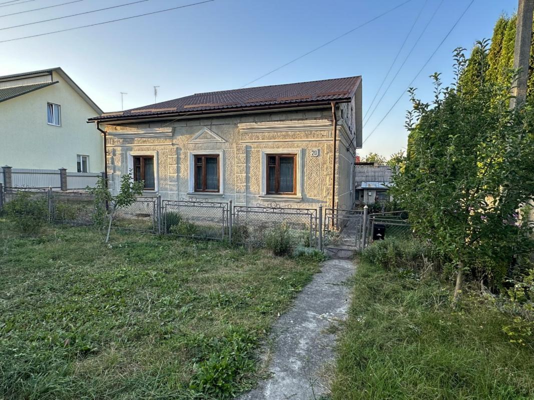 Sale house 93 sq. m., Berezhanska Street 20