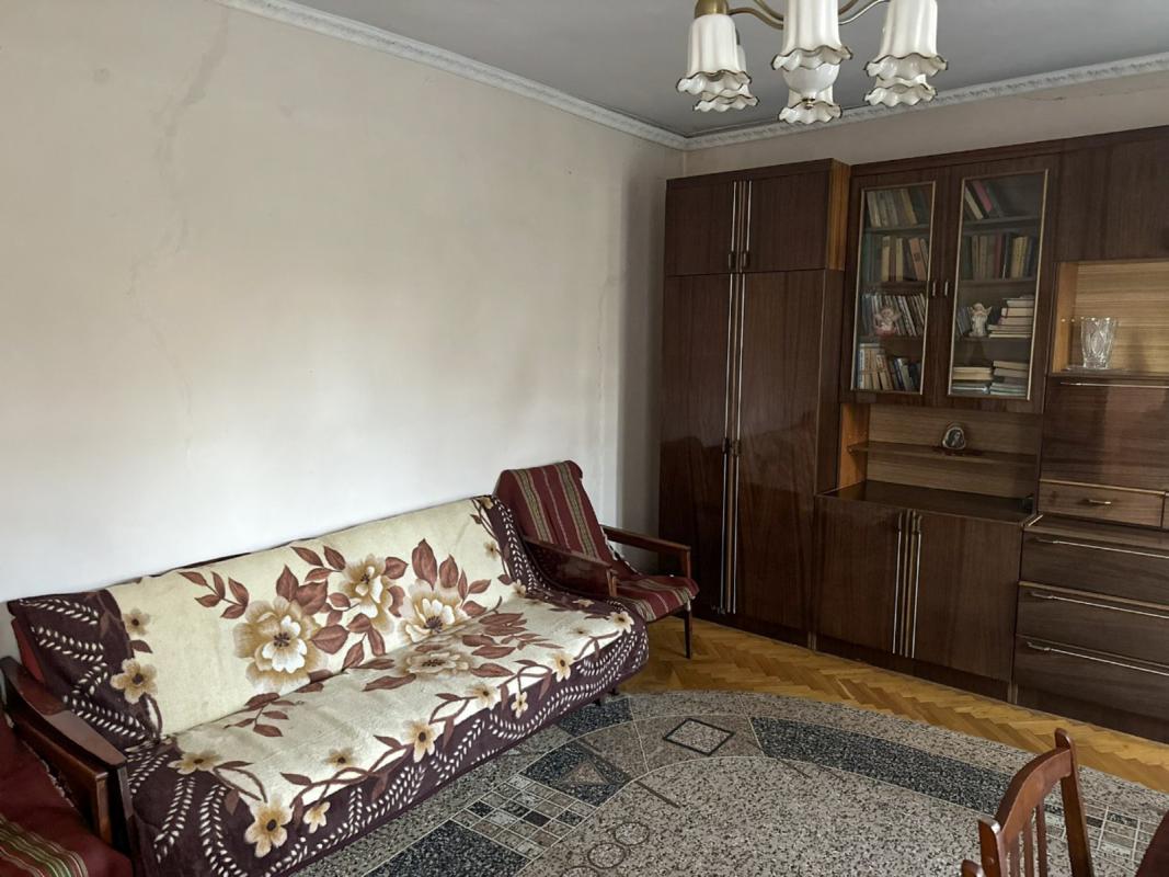 Sale house 93 sq. m., Berezhanska Street 20