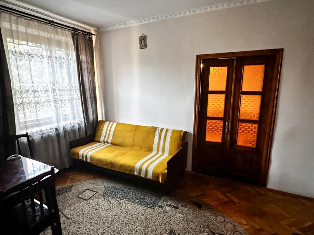 Sale house 93.2 sq. m., Berezhanska Street 20