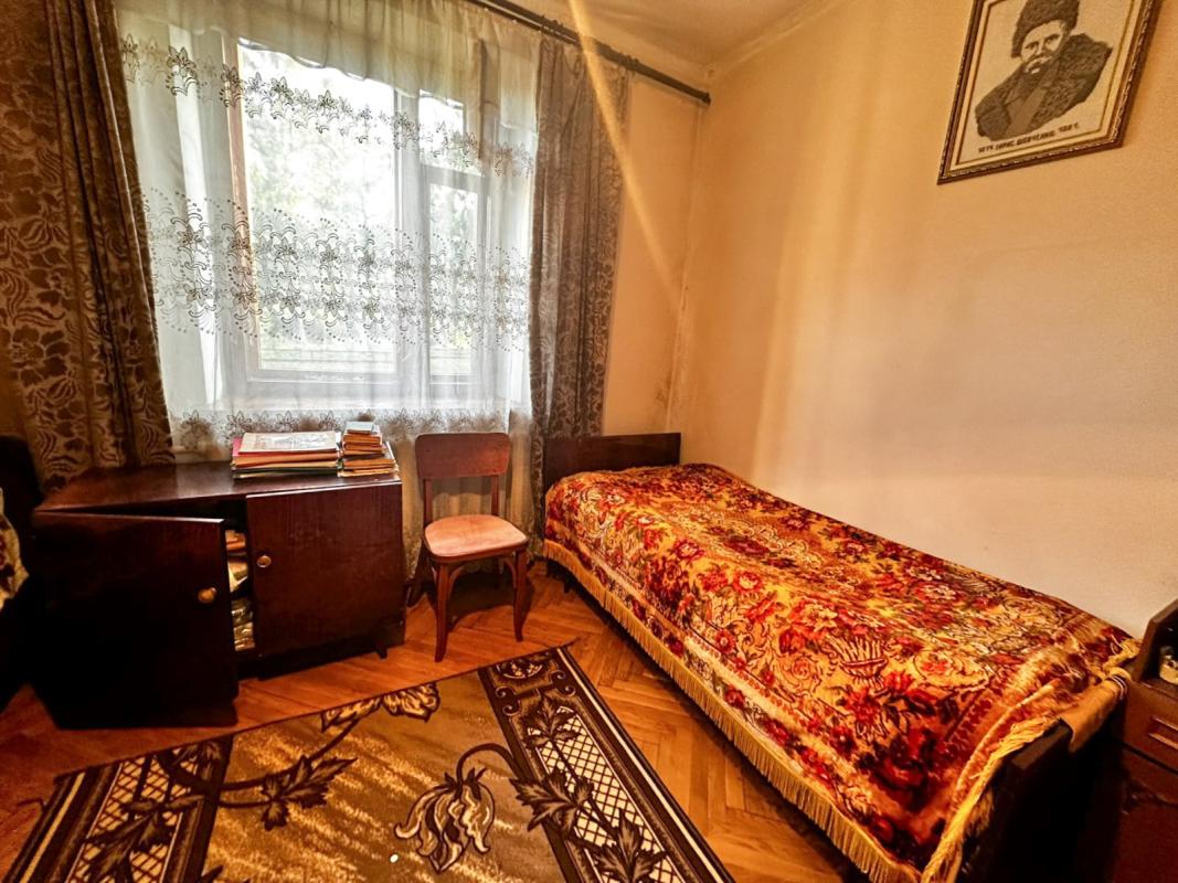 Sale house 93 sq. m., Berezhanska Street 20