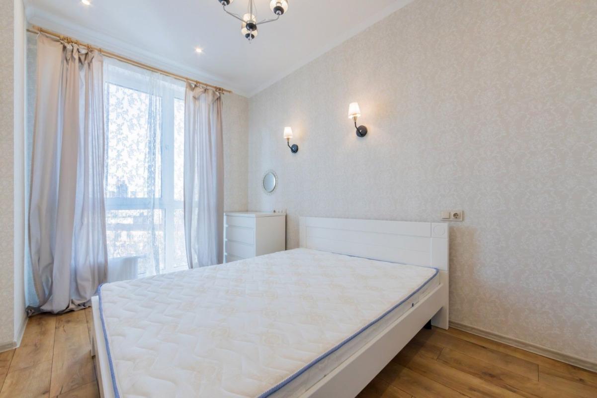 Long term rent 2 bedroom-(s) apartment Leiptsyhska Street 13
