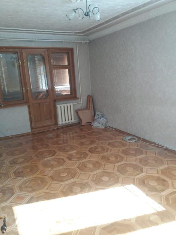 Продаж 2 кімнатної квартири 45 кв. м, Байрона просп. (Героїв Сталінграда) 161в