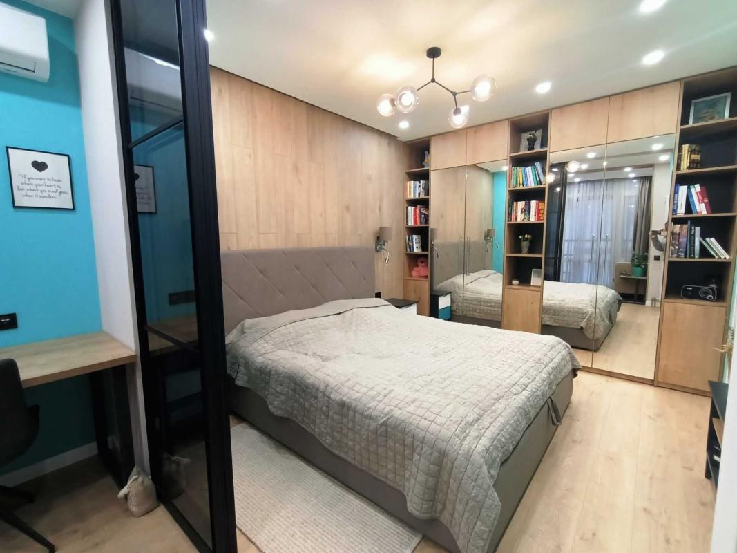 Sale 1 bedroom-(s) apartment 48 sq. m., Hlybochytska Street 13