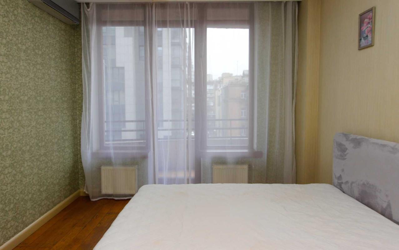 Long term rent 2 bedroom-(s) apartment Zhylianska Street 59