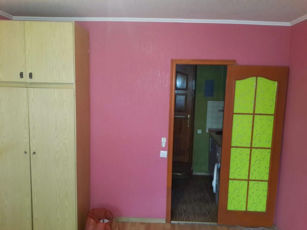 Long term rent 1 bedroom-(s) apartment Pivnichnyi Lane 3