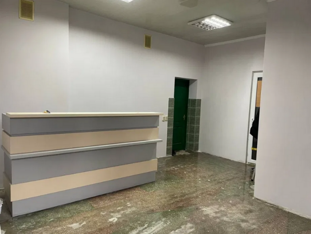 Long term rent commercial property Berezhanska Street 15