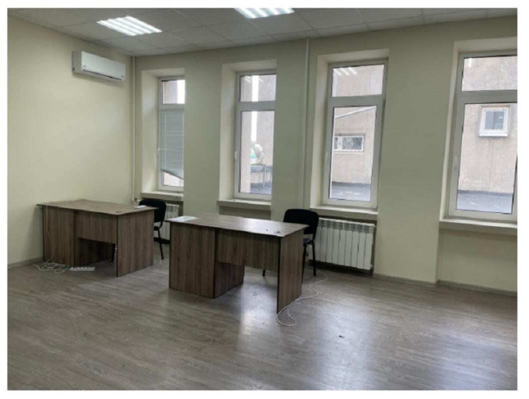 Long term rent commercial property Torhovytsia Street (Zhyvova Street) 13