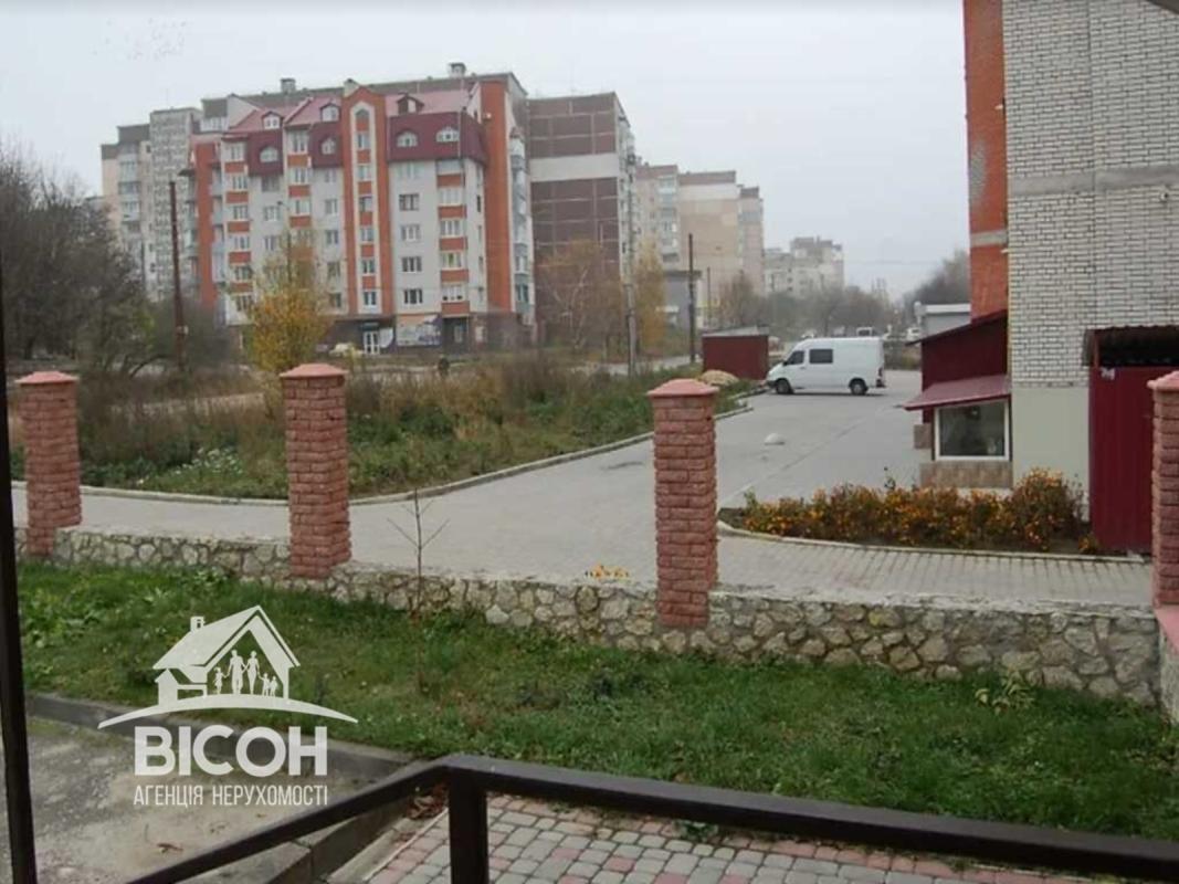 Sale commercial property 78 sq. m., Volodymyra Velykoho Street