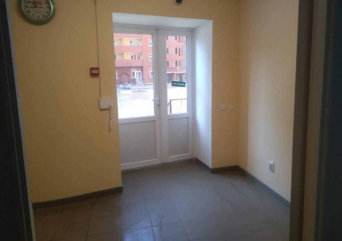 Sale commercial property 69 sq. m., Henerala Tarnavskoho Street