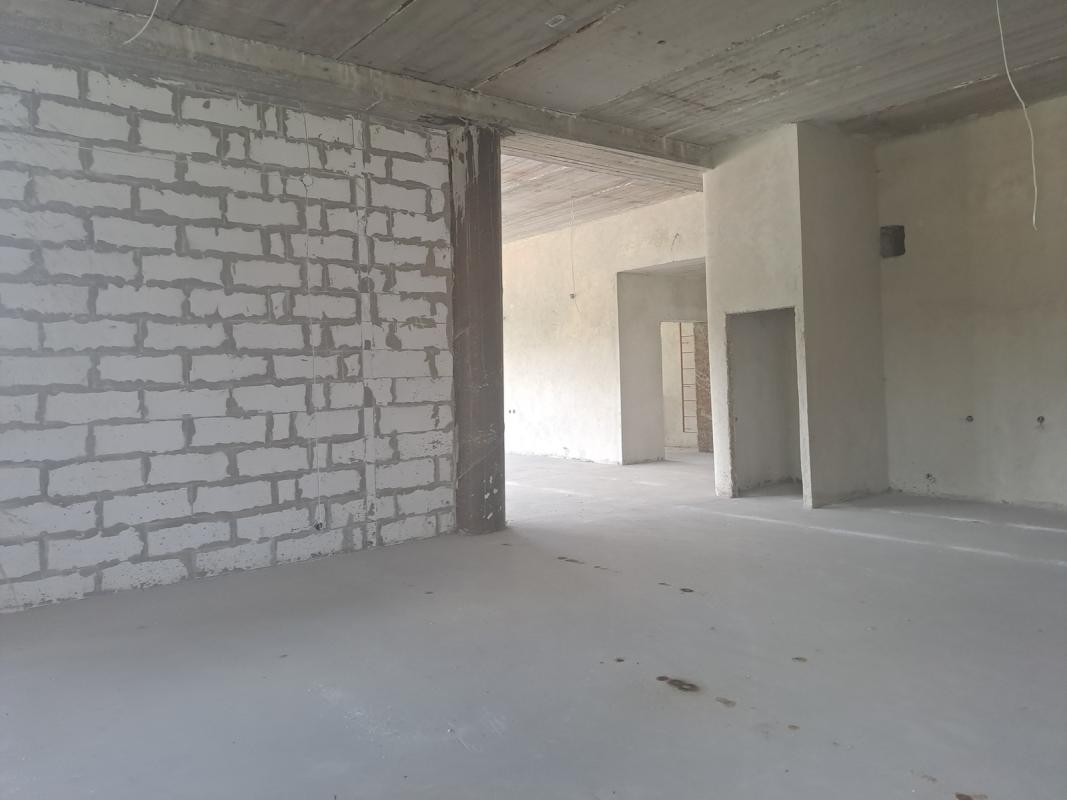 Sale commercial property 600 sq. m., Verbytskoho Street 28