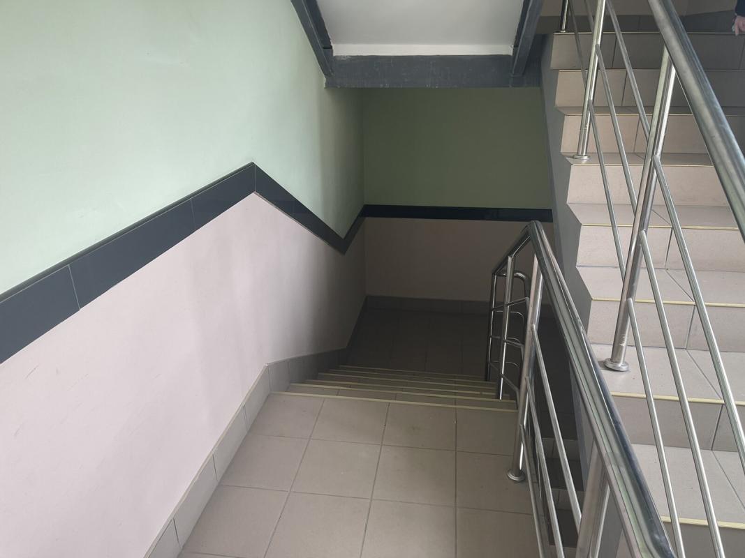 Sale commercial property 795 sq. m., Lesia Kurbasa Street 7