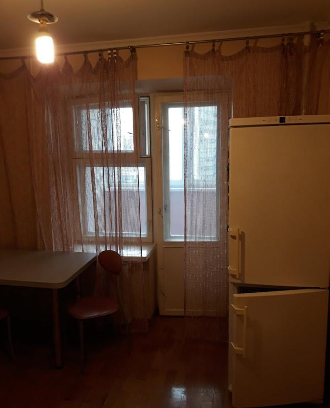 Довгострокова оренда 2 кімнатної квартири Княжий Затон вул. 14б
