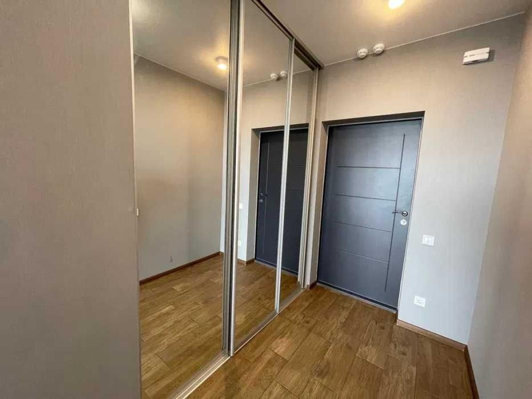 Long term rent 1 bedroom-(s) apartment Mykhaila Boichuka Street (Kikvidze Street) 41