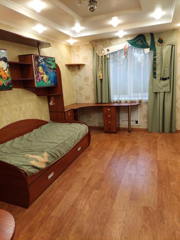 Long term rent 2 bedroom-(s) apartment Velyka Vasylkivska Street (Chervonoarmiiska Street;Krasnoarmeyskaya Street) 145/1