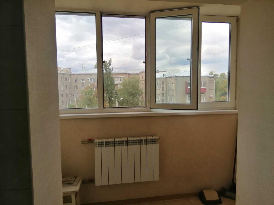 Sale 3 bedroom-(s) apartment 73 sq. m., Heroiv Kharkova Avenue (Moskovskyi Avenue) 89