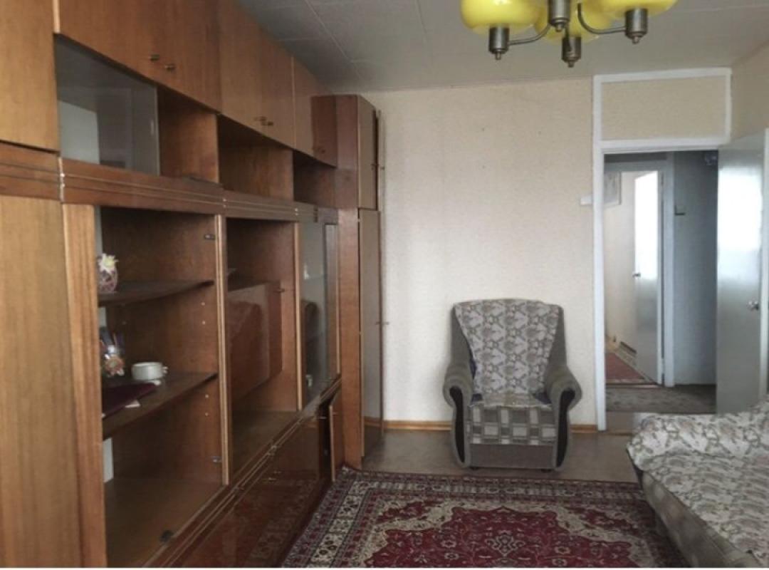 Long term rent 3 bedroom-(s) apartment Krasnodarska Street 177