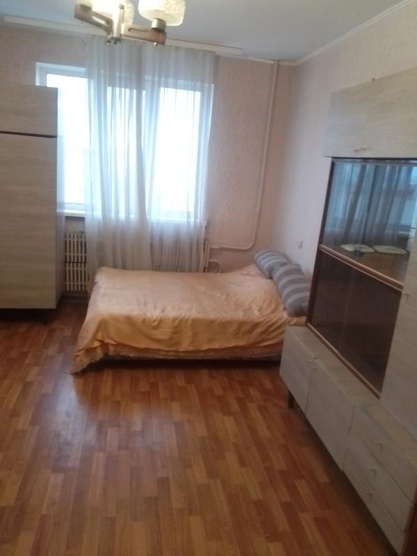 Long term rent 2 bedroom-(s) apartment Akademika Pavlova Street 130