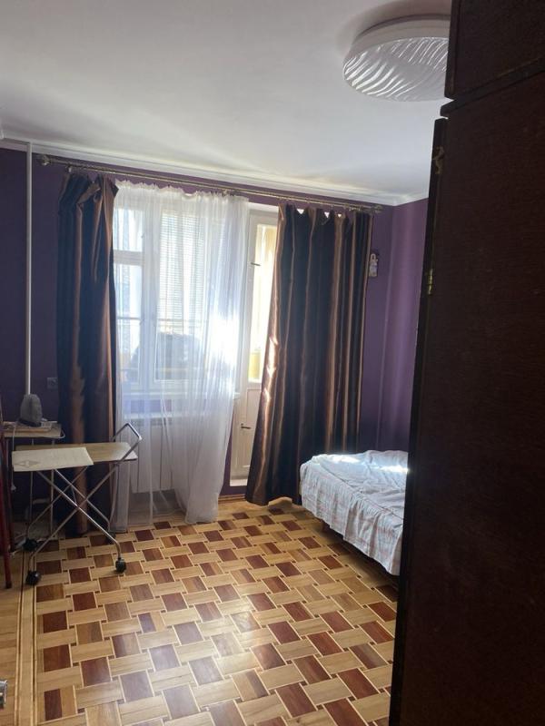Sale 3 bedroom-(s) apartment 68 sq. m., Kholodnohirska street 12