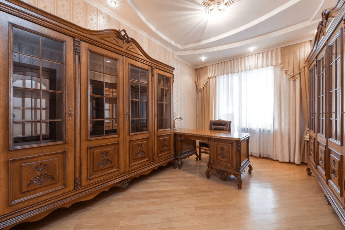 Долгосрочная аренда 5 комнатной квартиры Дмитриевская ул. 17а