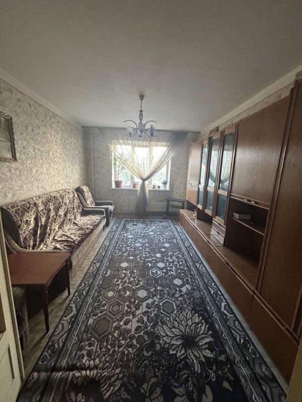 Sale 3 bedroom-(s) apartment 70 sq. m., Solomii Krushelnytskoi Street 3