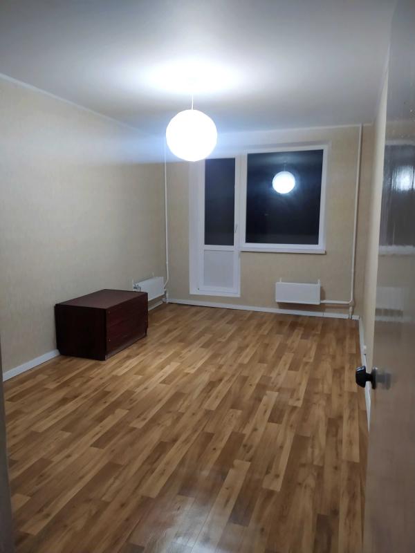 Продаж 3 кімнатної квартири 64 кв. м, Ахсарова вул. 23