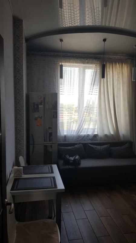 Продаж 2 кімнатної квартири 57 кв. м, Домобудівельна вул.