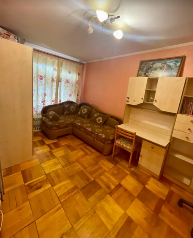 Sale 2 bedroom-(s) apartment 51 sq. m., Torhovytsia Street (Zhyvova Street)