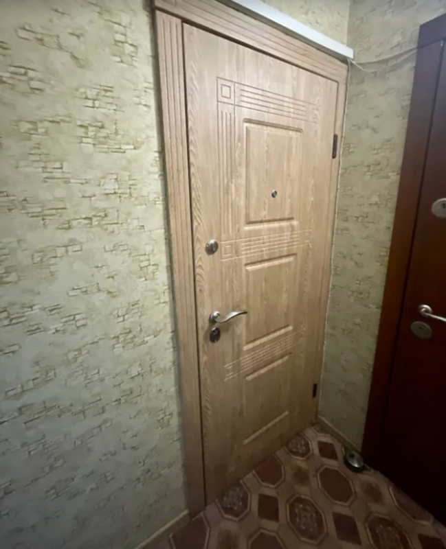 Sale 2 bedroom-(s) apartment 51 sq. m., Torhovytsia Street (Zhyvova Street)