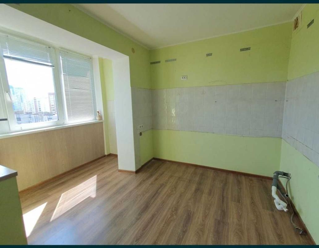 Sale 2 bedroom-(s) apartment 56 sq. m., Larysy Rudenko Street 13