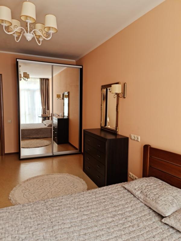 Sale 2 bedroom-(s) apartment 61.8 sq. m., Reheneratorna Street