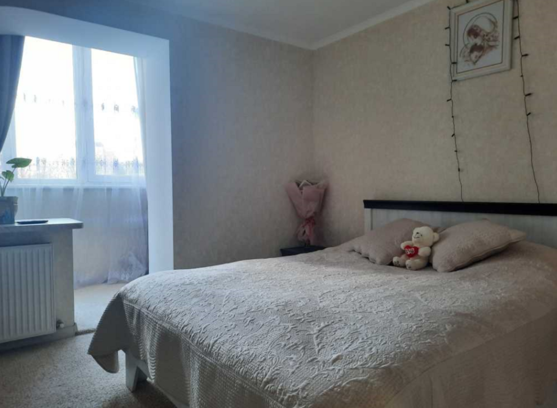 Sale 1 bedroom-(s) apartment 85 sq. m., Troleibusna Street 2