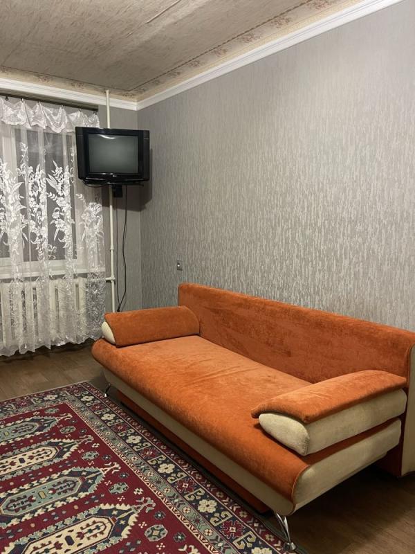 Long term rent 1 bedroom-(s) apartment Biblyka Street (2nd Pyatylitky Street) 57