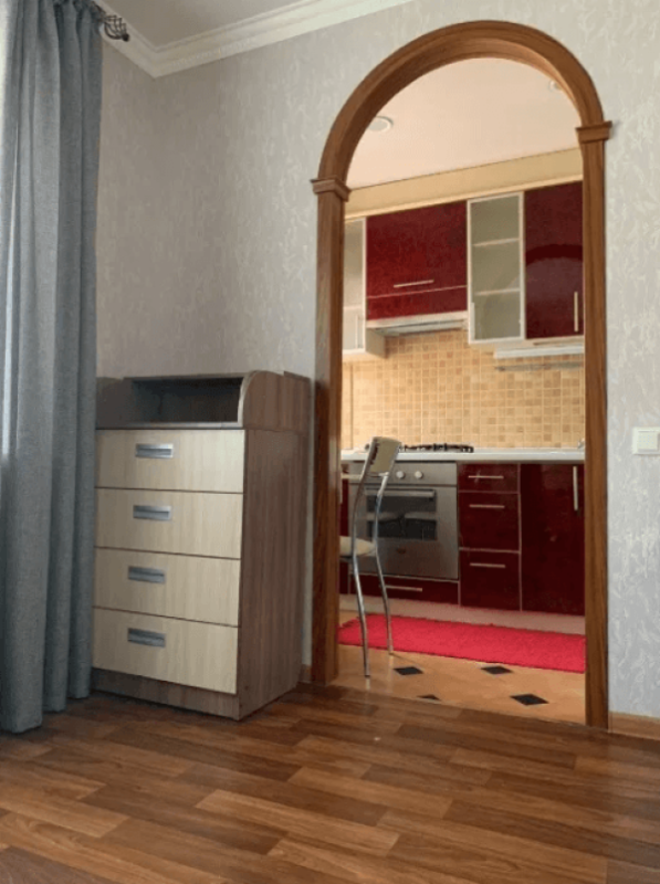 Long term rent 1 bedroom-(s) apartment Byron Avenue (Heroiv Stalinhrada Avenue) 8-4