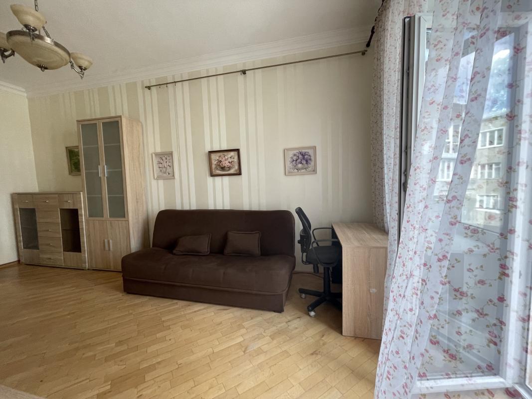 Долгосрочная аренда 2 комнатной квартиры Пушкинская ул. 69а