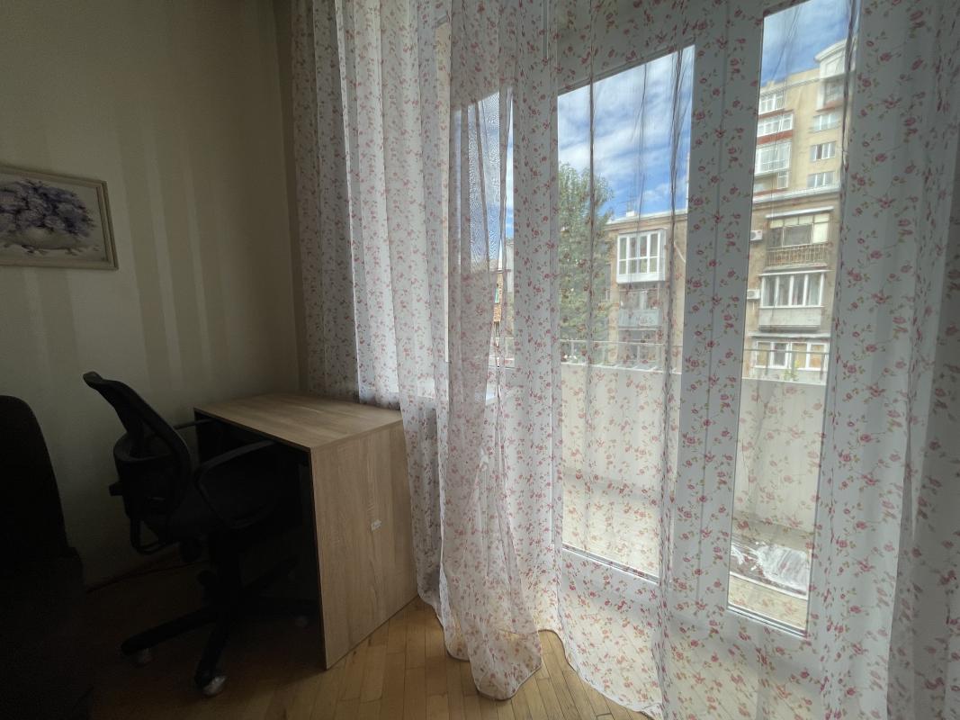 Long term rent 2 bedroom-(s) apartment Pushkinska Street 69а