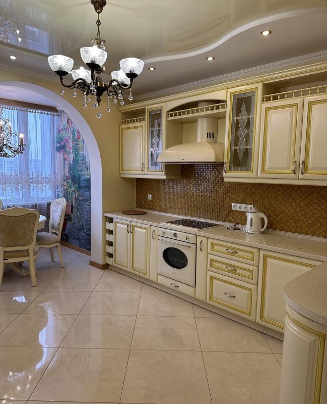 Sale 3 bedroom-(s) apartment 120 sq. m., Holosiivskyi Avenue (40-richchia Zhovtnia Avenue) 30а