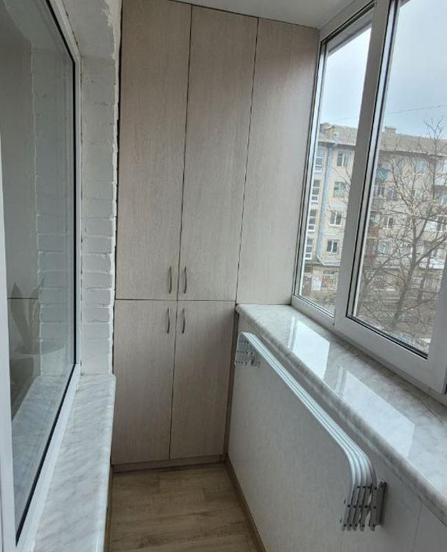 Продажа 3 комнатной квартиры 57 кв. м, Верховной Рады бульв. 25