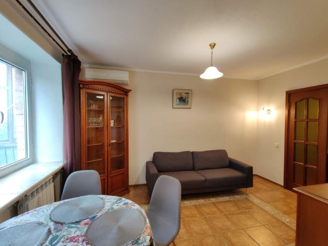 Sale 3 bedroom-(s) apartment 56 sq. m., Ivana Fedorova Street 9