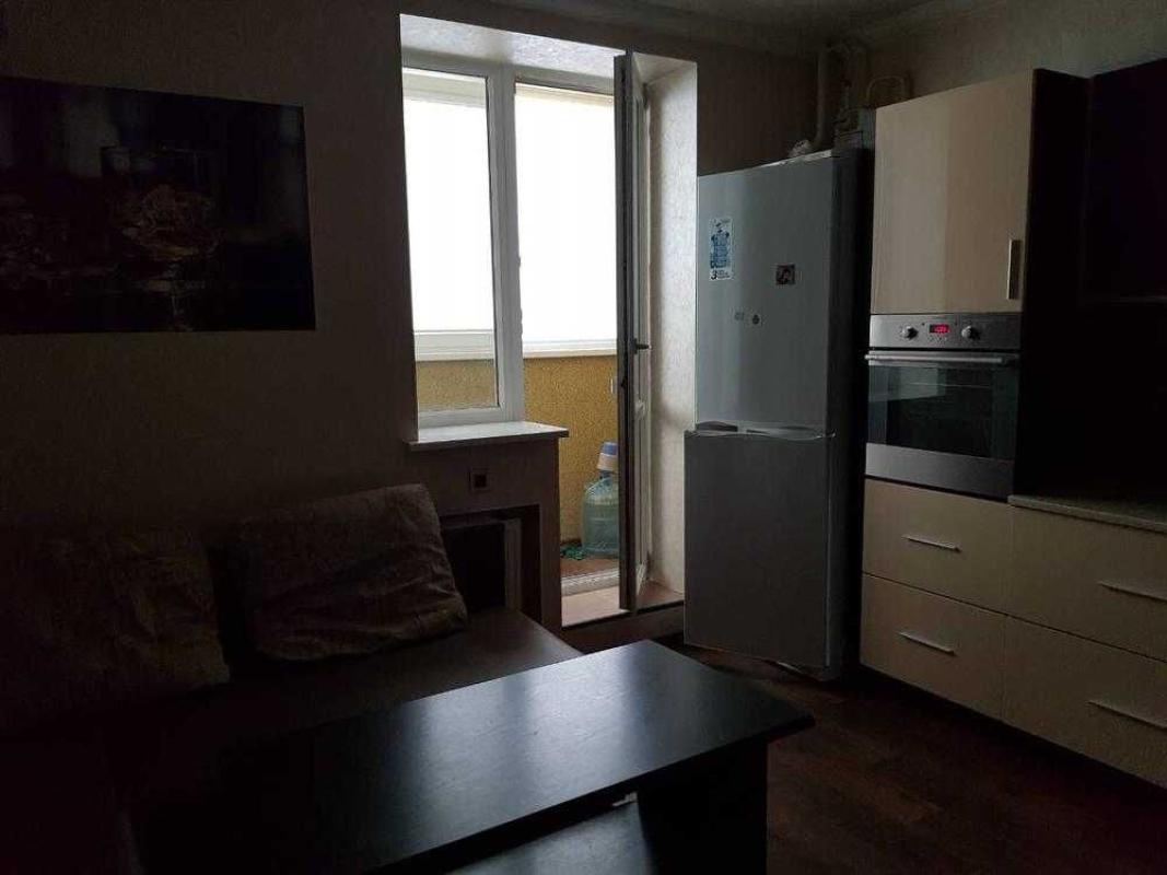 Long term rent 2 bedroom-(s) apartment Heroiv Kharkova Avenue (Moskovskyi Avenue) 133а