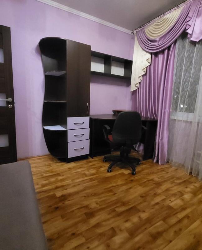 Sale 2 bedroom-(s) apartment 45 sq. m., Traktorobudivnykiv Avenue 110а